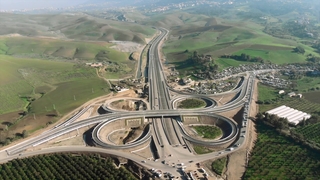 Highway penetration link from Tizi Ouzou to the Algeria East-West Highway at Djebahia